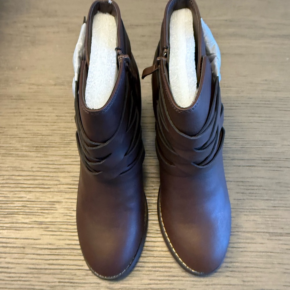 Chic Brown Ankle Boots